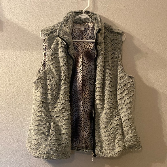 Erin London faux fur vest size large - Picture 1 of 7